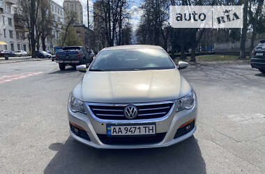 Купе Volkswagen CC / Passat CC 2011 в Киеве