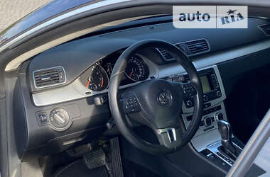 Купе Volkswagen CC / Passat CC 2015 в Ужгороде