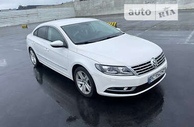 Купе Volkswagen CC / Passat CC 2014 в Львове