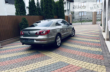 Купе Volkswagen CC / Passat CC 2010 в Тячеве