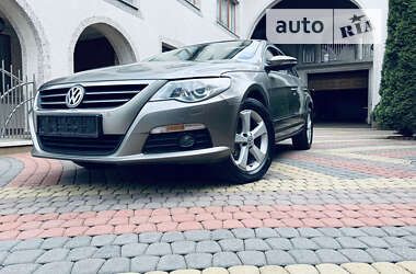 Купе Volkswagen CC / Passat CC 2010 в Тячеве