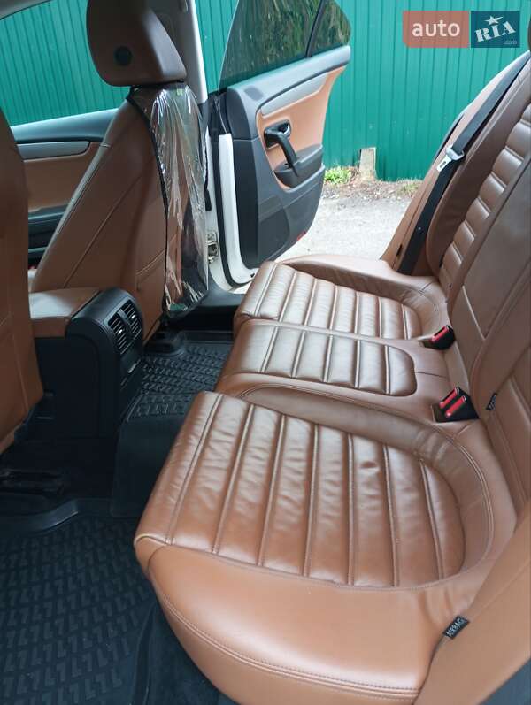 Купе Volkswagen CC / Passat CC 2010 в Тернополі