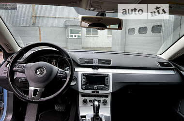 Купе Volkswagen CC / Passat CC 2012 в Киеве