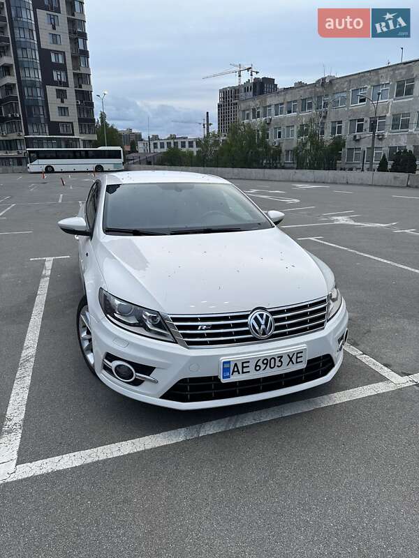 Купе Volkswagen CC / Passat CC 2013 в Киеве