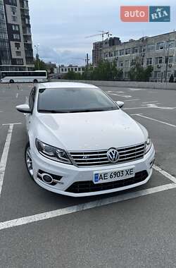 Купе Volkswagen CC / Passat CC 2013 в Киеве