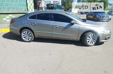 Купе Volkswagen CC / Passat CC 2010 в Миколаєві