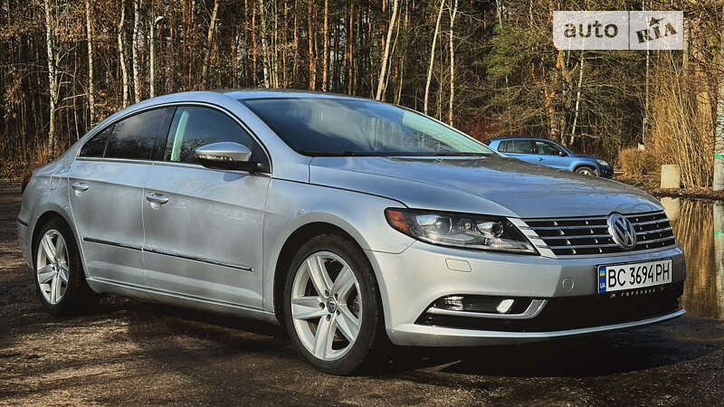 Купе Volkswagen CC / Passat CC 2015 в Самборе