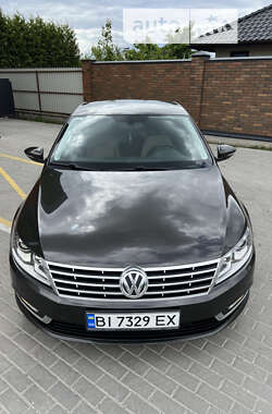 Купе Volkswagen CC / Passat CC 2013 в Вінниці