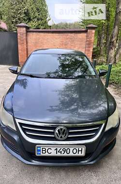 Купе Volkswagen CC / Passat CC 2011 в Львові