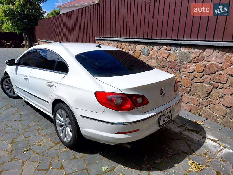 Купе Volkswagen CC / Passat CC 2010 в Малине