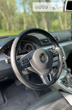 Купе Volkswagen CC / Passat CC 2010 в Дніпрі