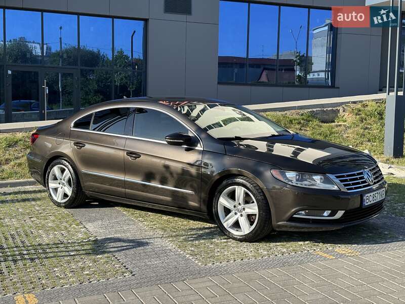 Купе Volkswagen CC / Passat CC 2012 в 