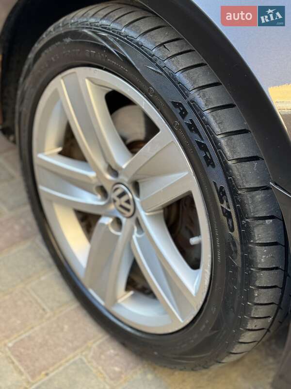 Купе Volkswagen CC / Passat CC 2012 в Львове