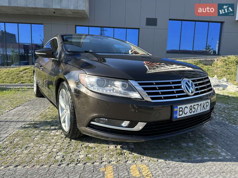 Купе Volkswagen CC / Passat CC 2012 в Львове