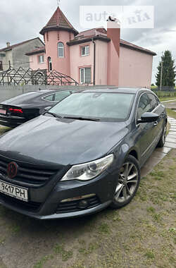 Купе Volkswagen CC / Passat CC 2011 в Львові