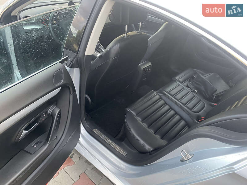 Купе Volkswagen CC / Passat CC 2012 в Тячеве
