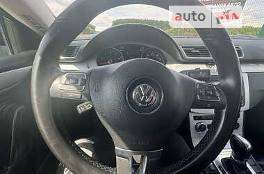 Купе Volkswagen CC / Passat CC 2014 в Львове