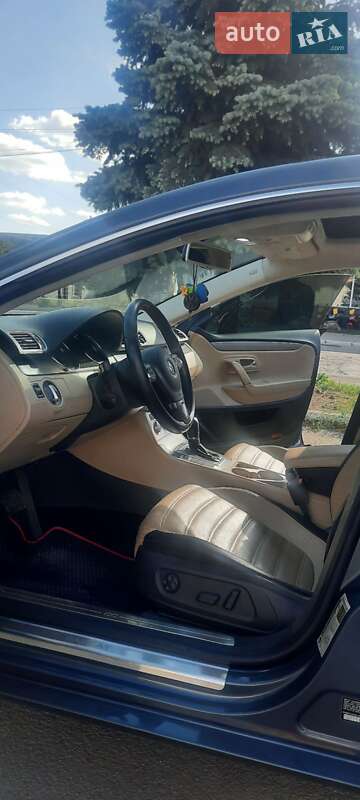 Купе Volkswagen CC / Passat CC 2013 в Подольске