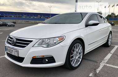 Купе Volkswagen CC / Passat CC 2010 в Виннице