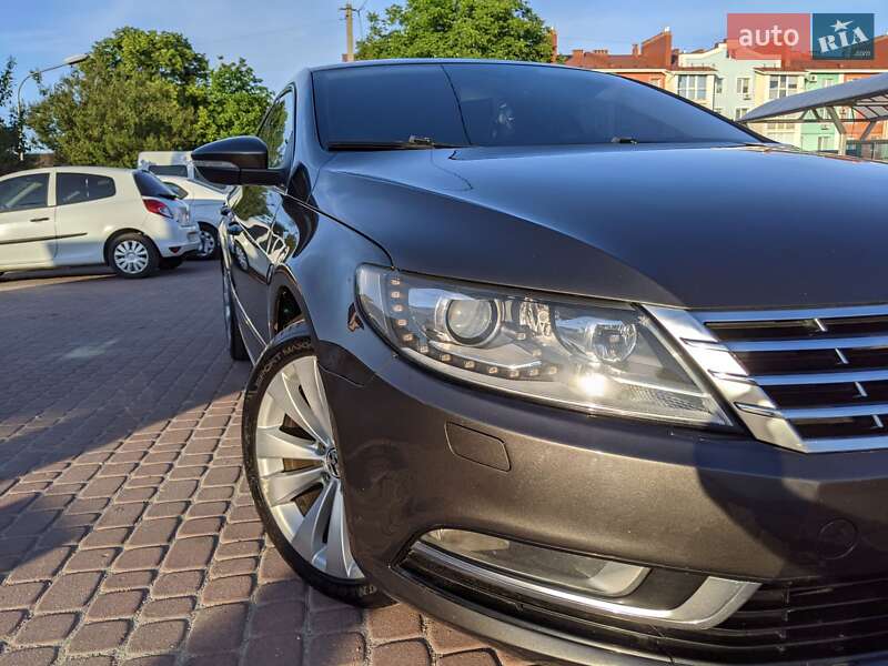 Купе Volkswagen CC / Passat CC 2012 в Рівному