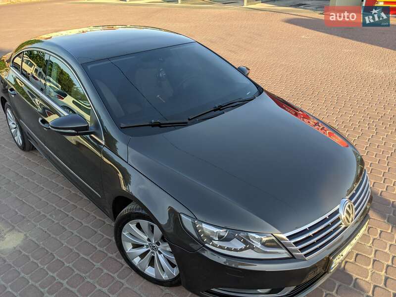 Купе Volkswagen CC / Passat CC 2012 в Рівному