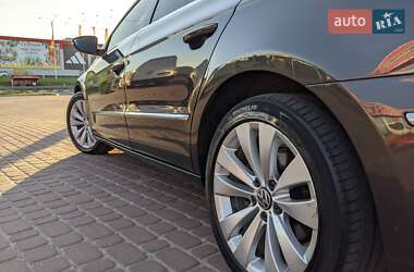 Купе Volkswagen CC / Passat CC 2012 в Ровно