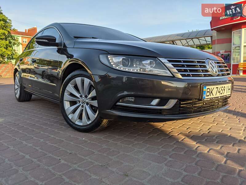 Купе Volkswagen CC / Passat CC 2012 в Рівному