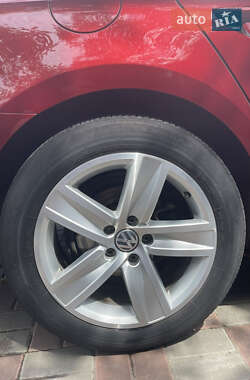Купе Volkswagen CC / Passat CC 2013 в 