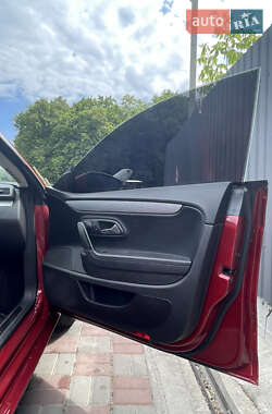 Купе Volkswagen CC / Passat CC 2013 в 