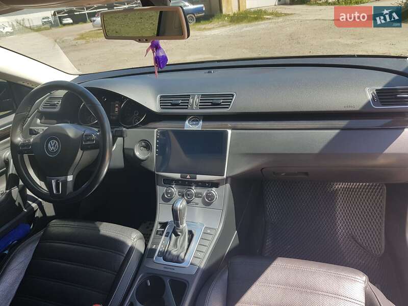 Купе Volkswagen CC / Passat CC 2013 в Трускавці