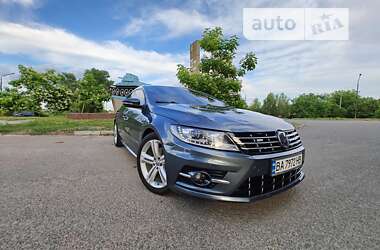 Купе Volkswagen CC / Passat CC 2013 в Олександрії