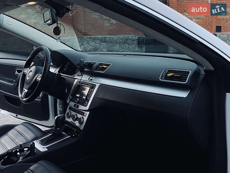 Купе Volkswagen CC / Passat CC 2012 в Миргороде фото 33 Купе Volkswagen CC / Passat CC 2012 в Миргороде