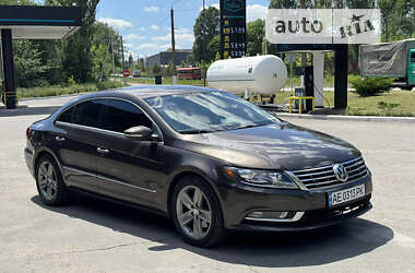 Купе Volkswagen CC / Passat CC 2012 в Дніпрі