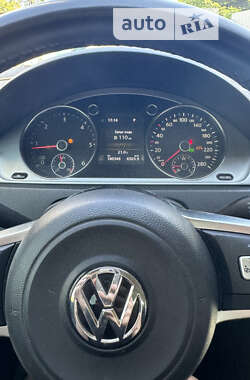 Купе Volkswagen CC / Passat CC 2012 в 