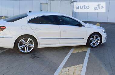 Купе Volkswagen CC / Passat CC 2012 в Києві