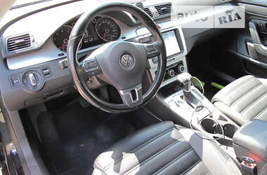 Купе Volkswagen CC / Passat CC 2010 в Києві