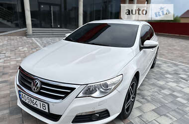 Купе Volkswagen CC / Passat CC 2011 в Тячеві