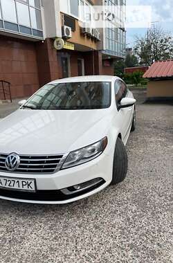 Купе Volkswagen CC / Passat CC 2012 в Києві