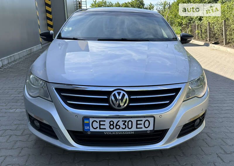 Купе Volkswagen CC / Passat CC 2010 в Кельменцах