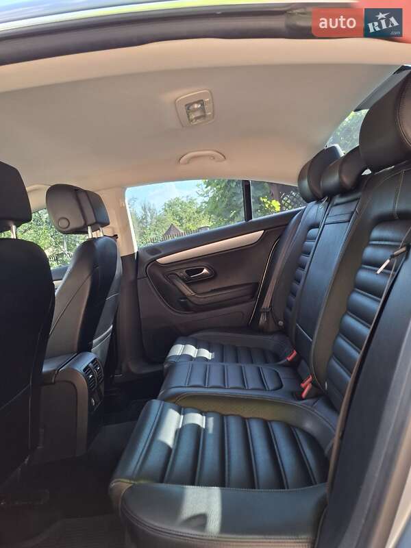 Купе Volkswagen CC / Passat CC 2013 в Ивано-Франковске