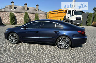 Купе Volkswagen CC / Passat CC 2012 в Киеве