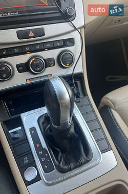 Купе Volkswagen CC / Passat CC 2016 в 