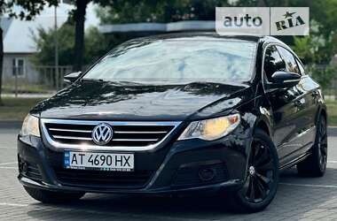 Купе Volkswagen CC / Passat CC 2011 в Коломые