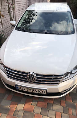 Купе Volkswagen CC / Passat CC 2012 в Киеве