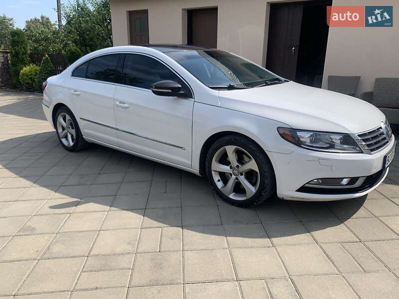 Купе Volkswagen CC / Passat CC 2013 в Львове