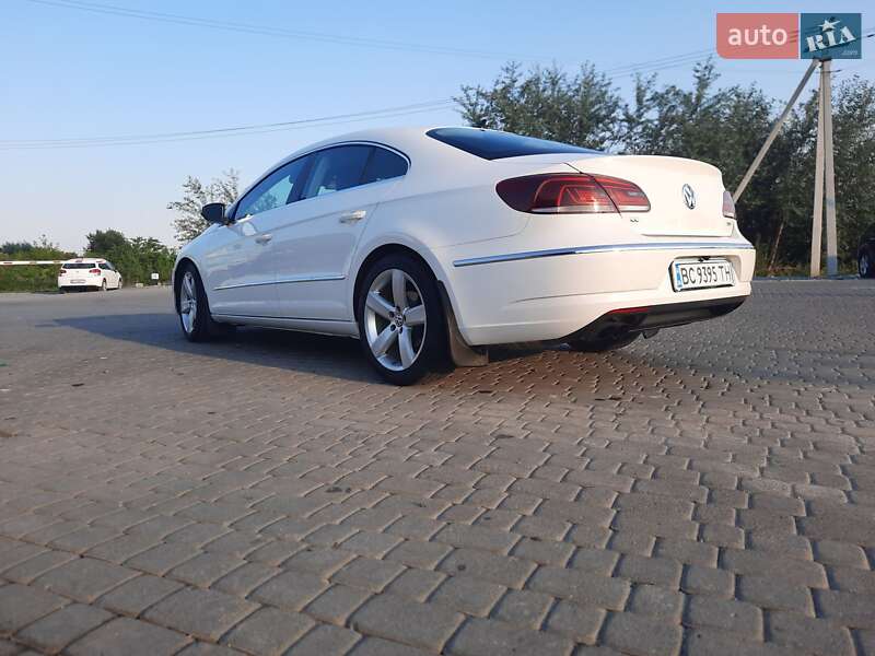 Купе Volkswagen CC / Passat CC 2013 в Львове