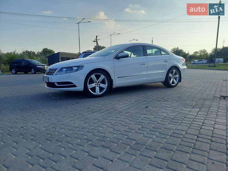 Купе Volkswagen CC / Passat CC 2013 в Львове