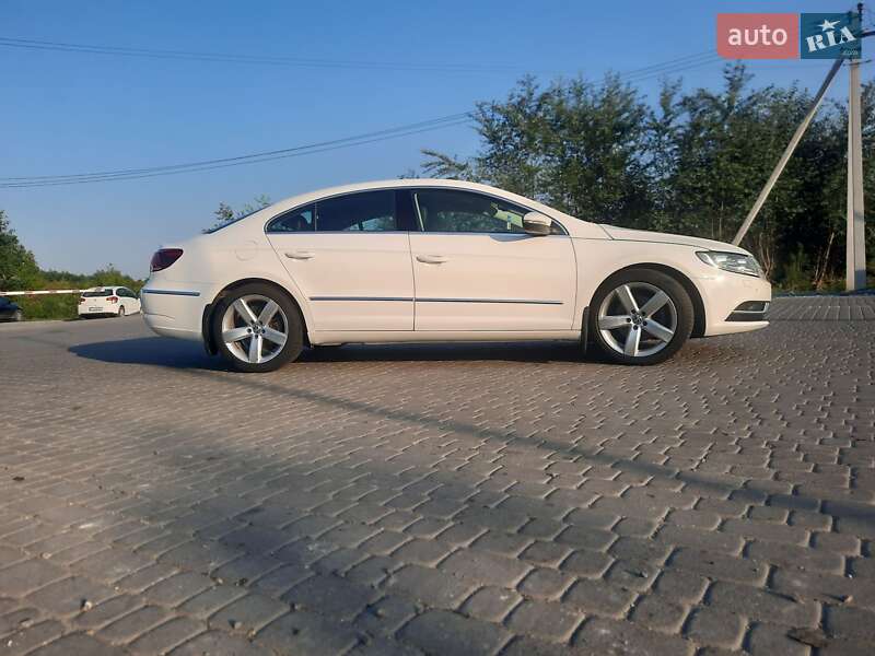 Купе Volkswagen CC / Passat CC 2013 в Львове