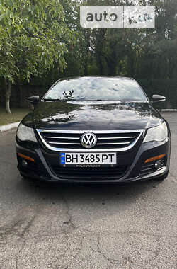 Купе Volkswagen CC / Passat CC 2010 в Южноукраїнську