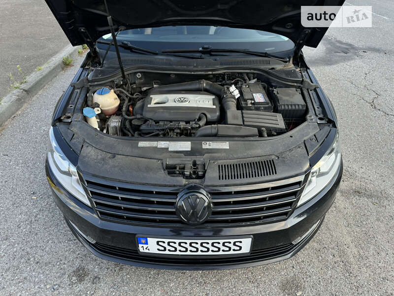 Купе Volkswagen CC / Passat CC 2012 в Львове